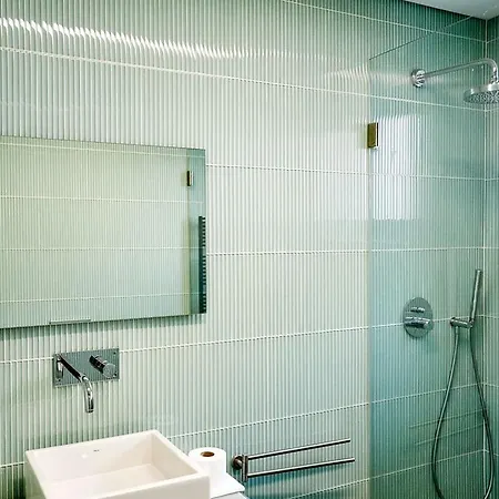 ببيت ضيوف بونفالوت * Paço de Arcos